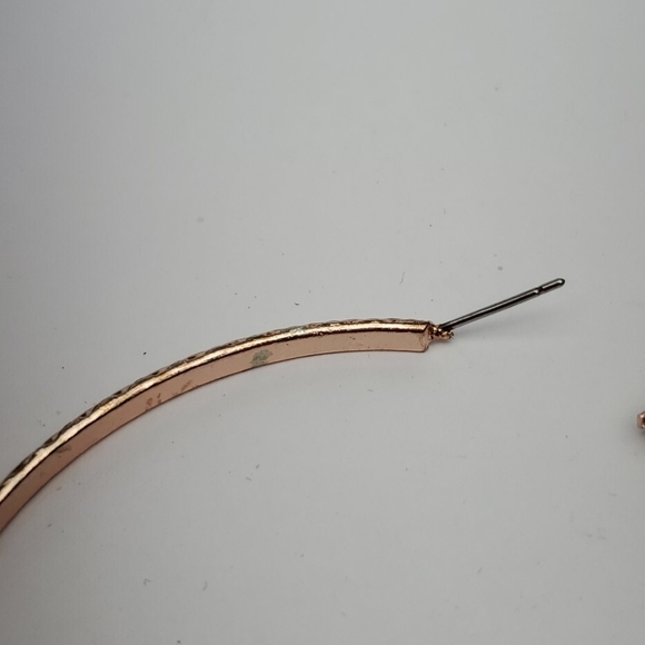 Gold plated 2.5" Hoop Earrings - Picture 4 of 6